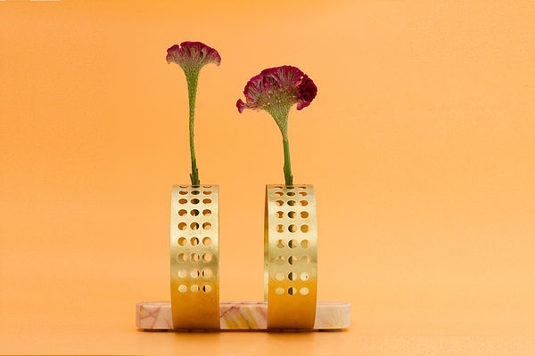 「茎や葉」まで楽しめる花器