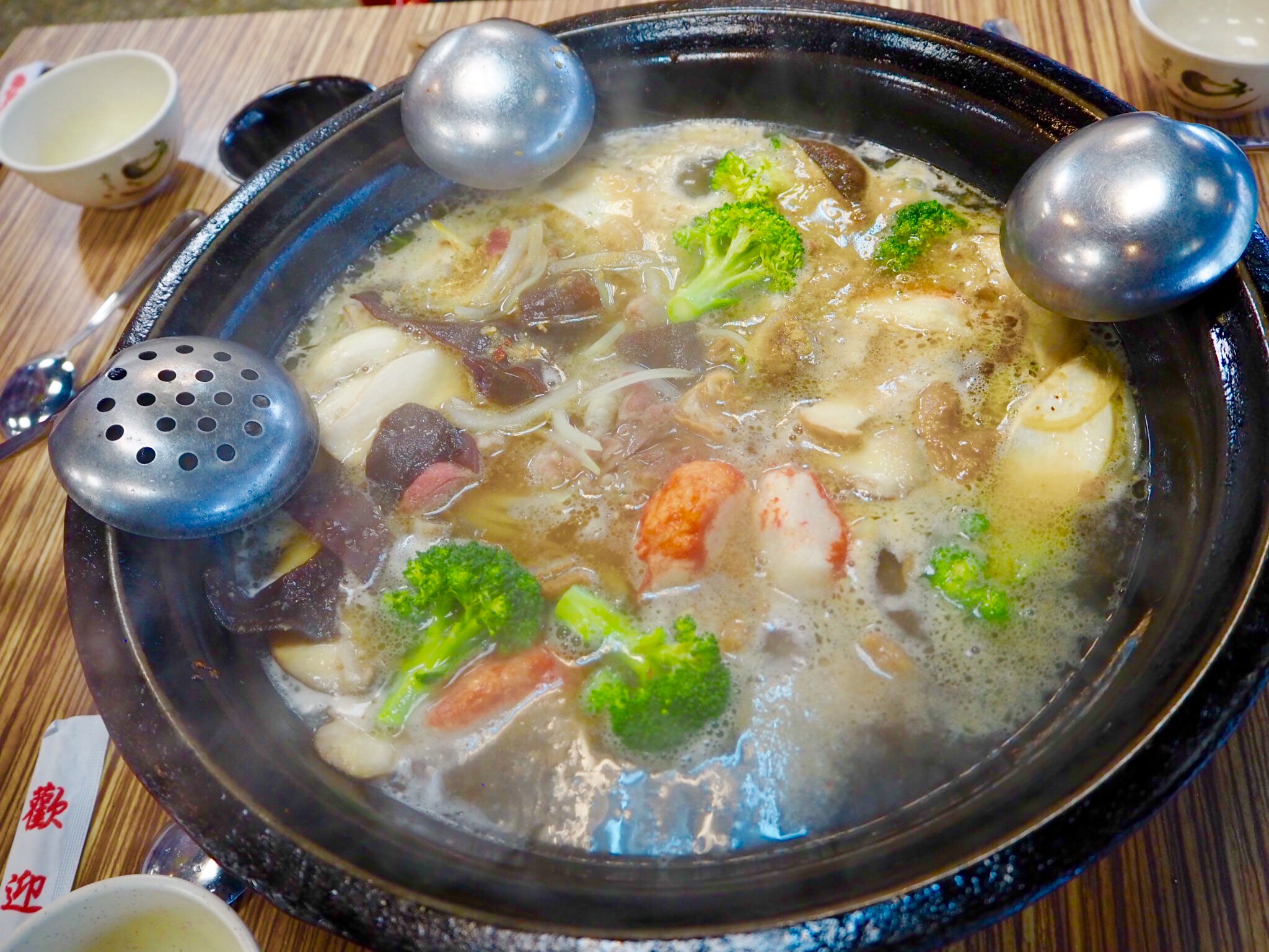 23時オープン。台北のクールな「深夜食堂」は、4人以上お断り。