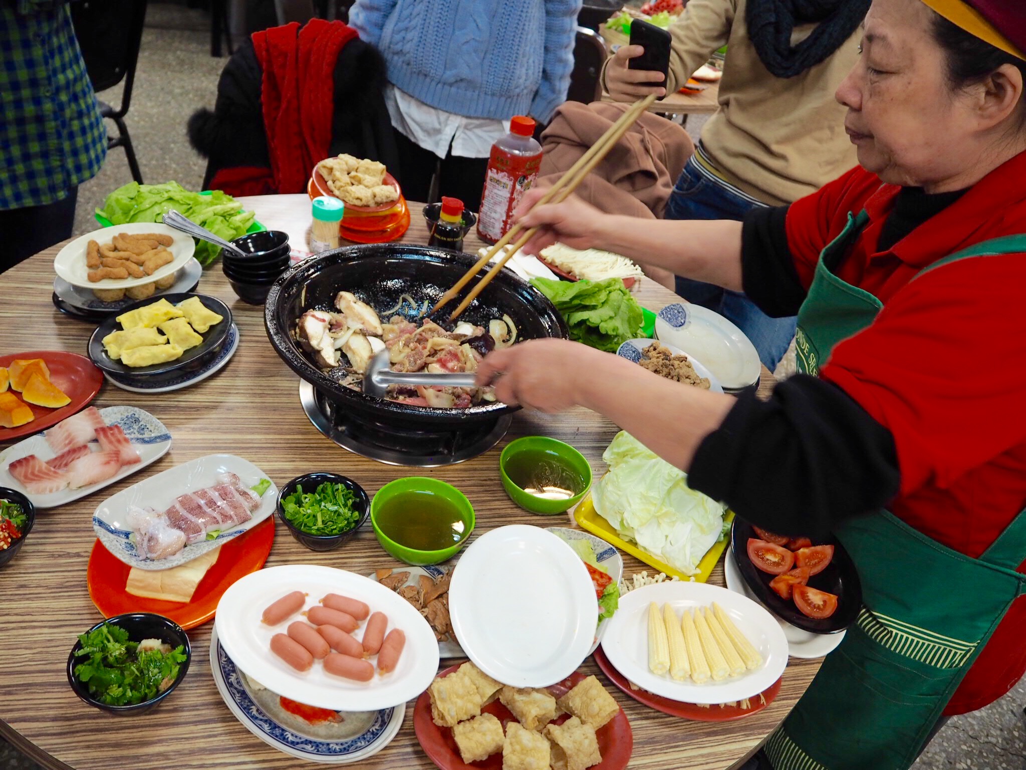 23時オープン。台北のクールな「深夜食堂」は、4人以上お断り。
