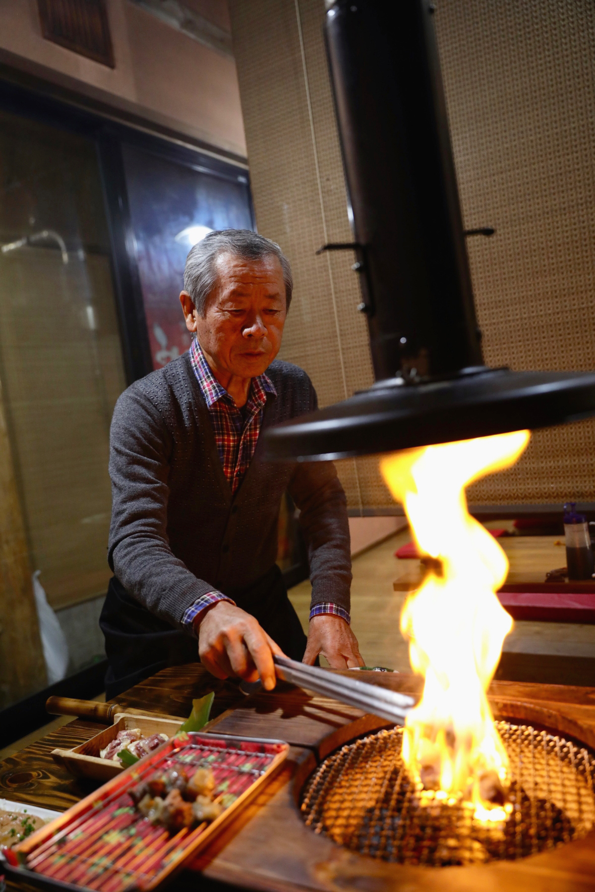たどり着くまでに2度脅されて、食べたら3度驚いた「地鶏」