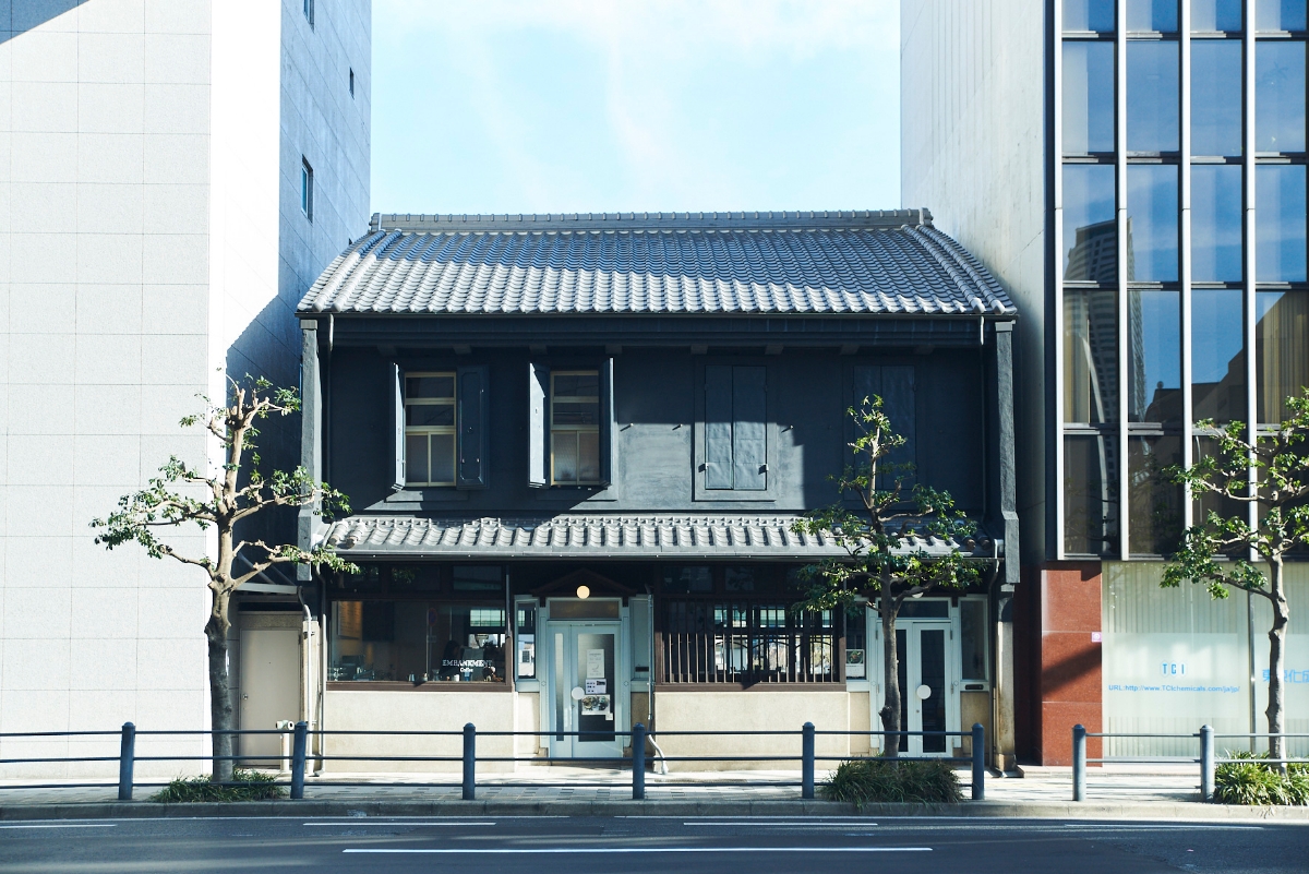 モノの背景を知る編集者が「店」を持つということ。
