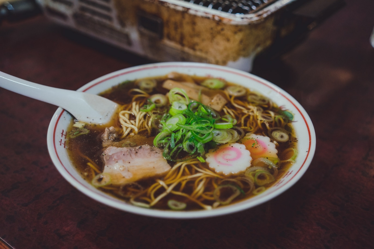 瀬戸の焼き物職人に愛されたパワーフード「ホルモン」