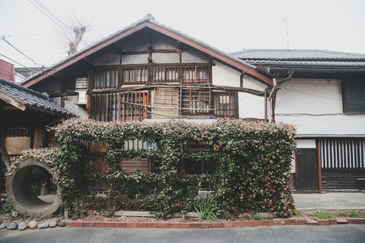 老舗カレー店が文化人に愛されるのには理由があった