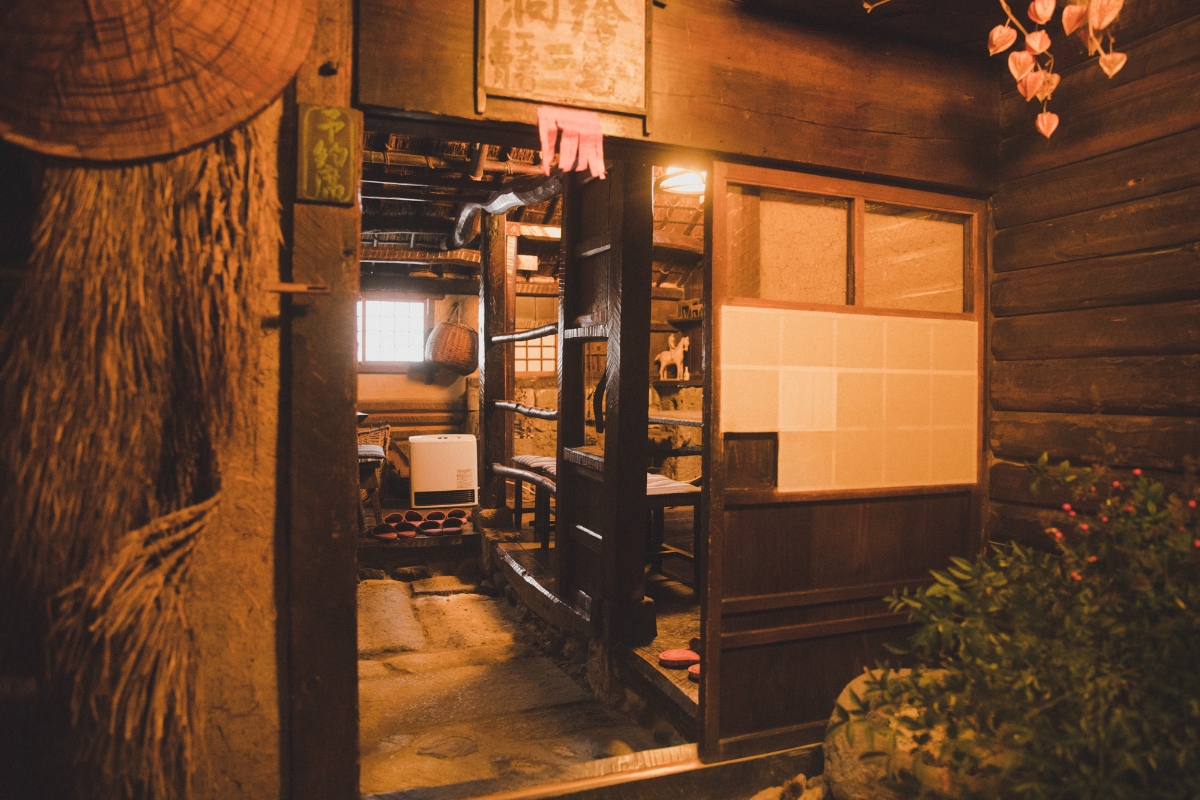 老舗カレー店が文化人に愛されるのには理由があった
