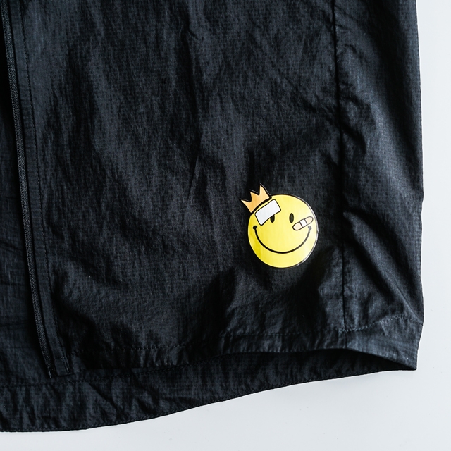 洋服に貼って、そのまま洗えるステッカー
