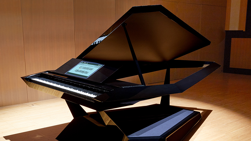 Roland が発表した 次世代のグランドピアノ Tabi Labo
