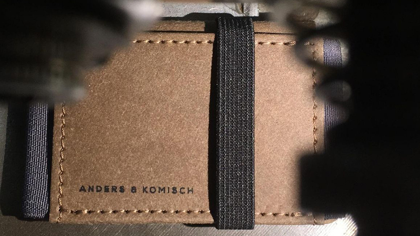ANDERS & KOMISCH 小さい財布 wallet ミニマル ドイツのマーケットで