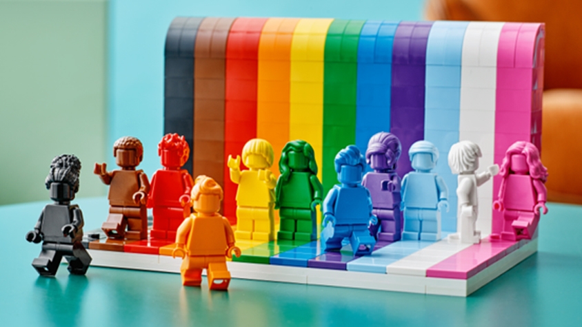 多様性の雨で虹をかける「LEGO」セット