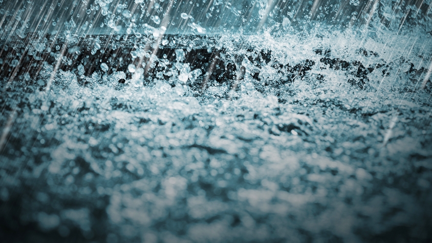 Rainy weather at Husky Stadium during Washington vs Illinois football game