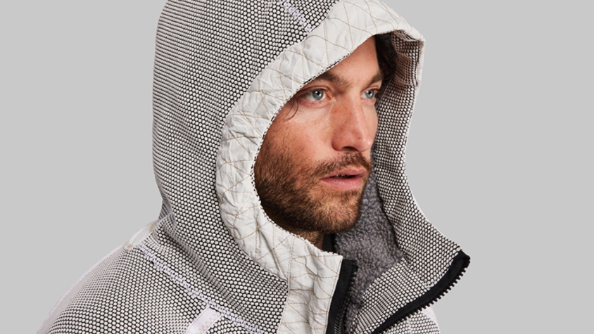 −179℃に耐えられるジャケット「TITAN FLEECE JACKET」が誕生 −179℃に耐えられるジャケット「TITAN FLEECE JACKET」が誕生