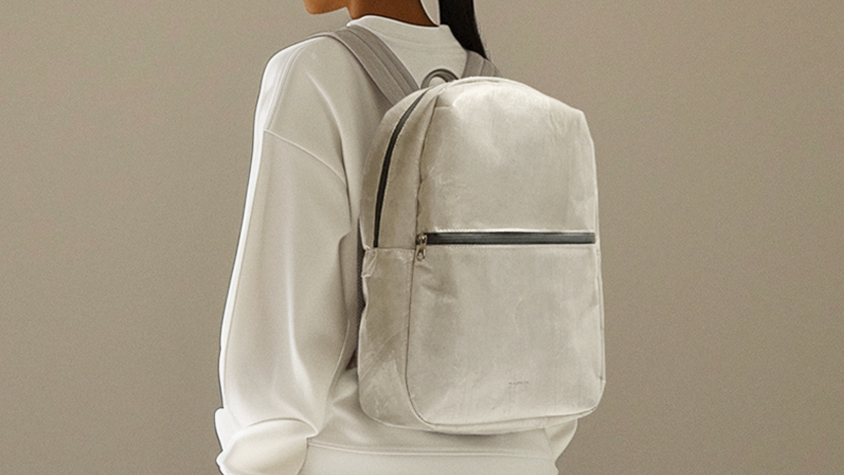 廃棄ビニール傘を再利用したリュックサックが新発売【PLASTICITY