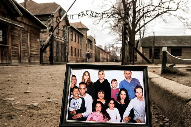 「アウシュヴィッツ」と家族写真