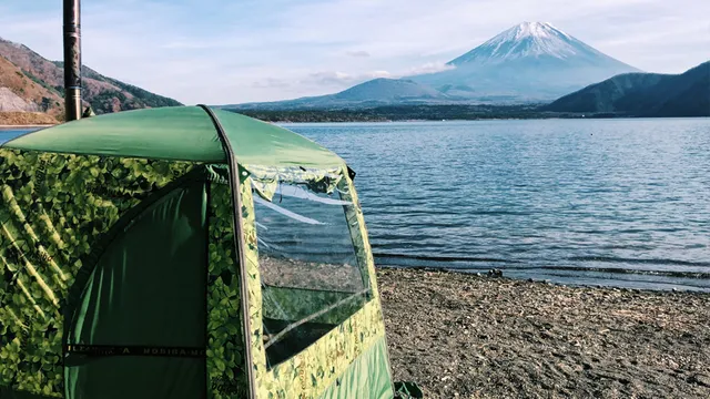 NOMADI.」の超軽量なパノラマビューテントサウナセットが高機能で激熱 