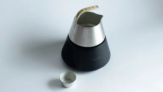 日本酒を持ち運べるクールなボトル「酒筒Titanium」 | TABI LABO