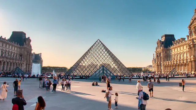 激レア】ルーヴル美術館 : Louvre : 時を越える美の空間 激レア】ルーヴル美術館 : Louvre : 時を越える美の空間