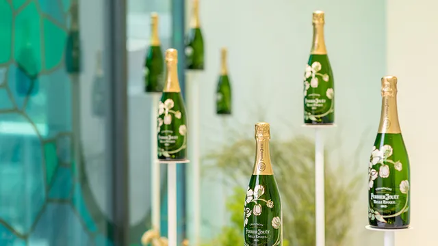 村上隆 x perrier ペリエ　ボトル　オブジェ 村上隆 x perrier ペリエボトルオブジェ