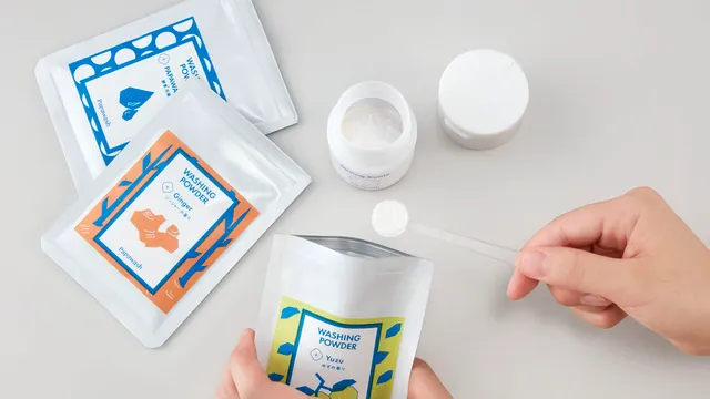 ボディケアブランド「Dove（ダヴ）」と「Crumbl（クランブル